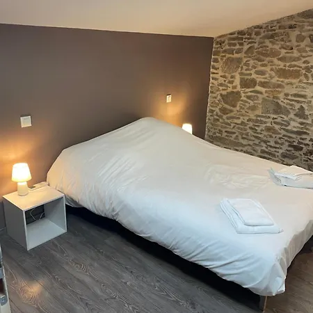 Chez Pauline & Vincent Cote Canal