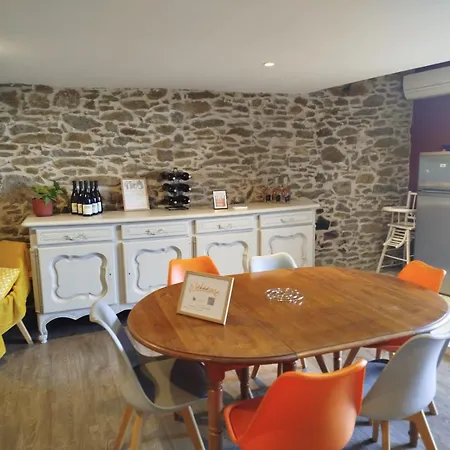 Chez Pauline & Vincent Cote Canal * Carcassonne