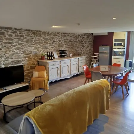 Chez Pauline & Vincent Cote Canal *