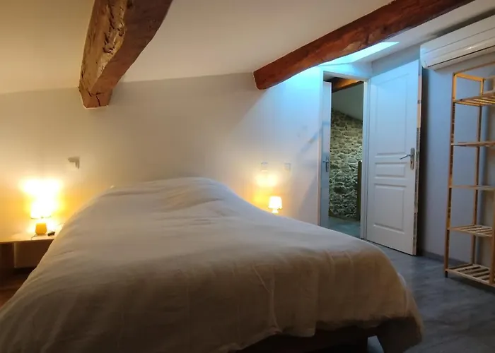 Chez Pauline & Vincent Cote Canal *