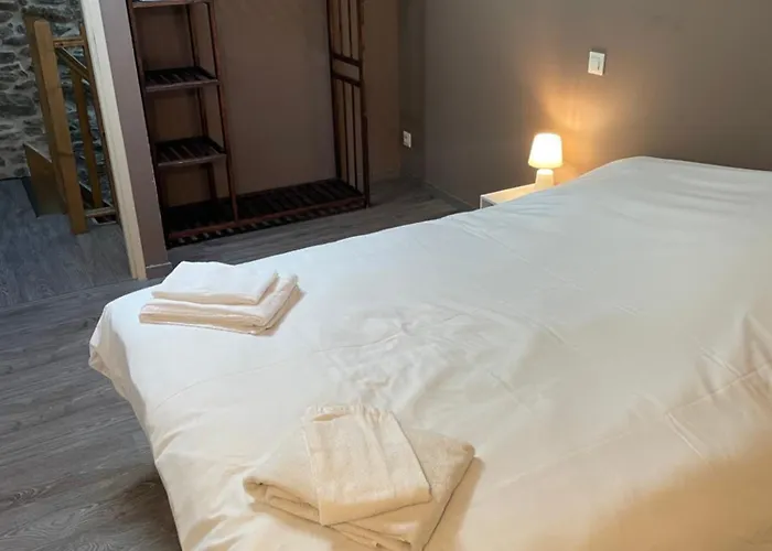 Chez Pauline & Vincent Cote Canal