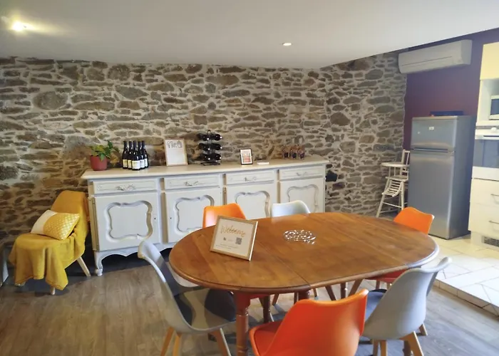 Chez Pauline & Vincent Cote Canal * Каркассон