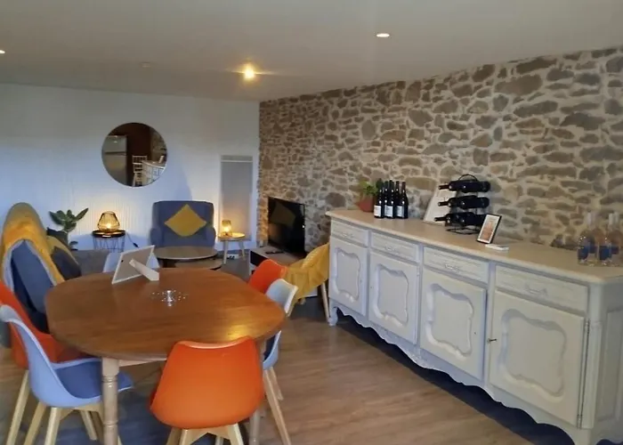 Chez Pauline & Vincent Cote Canal Апартаменты