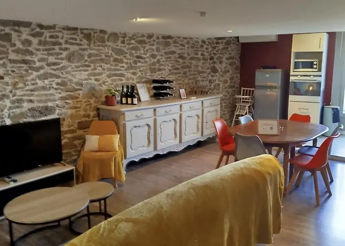 Chez Pauline & Vincent Cote Canal *